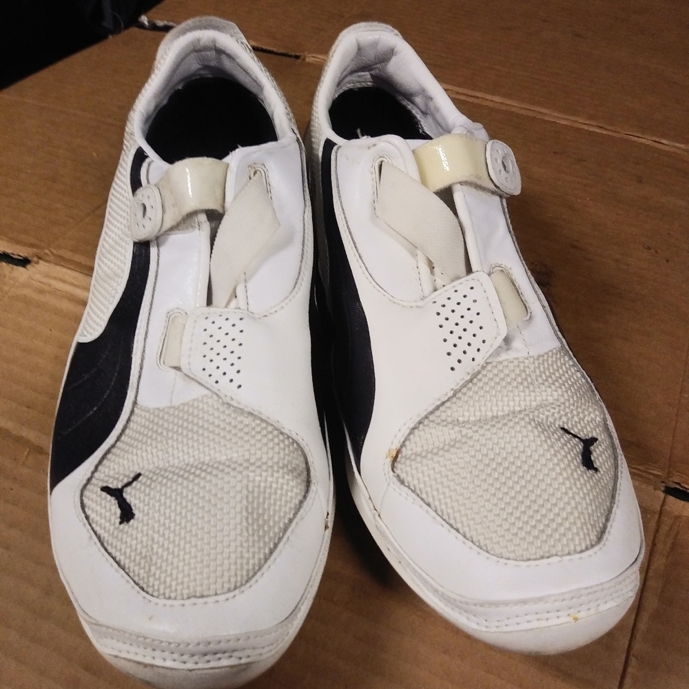 Size 11 puma unique sneakers